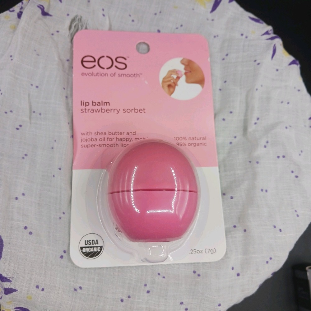 EOS Smooth Sphere Strawberry Sorbet Lip Balm with 100% Natural Shea 0.25 Ounce